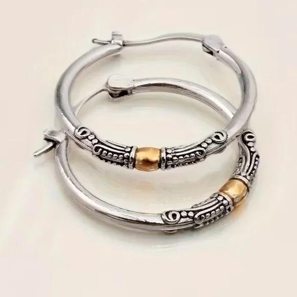 Earrings Hoops Two-tone Bohemian Retro Chic with a Minimalist Filigree Pattern - Picture 4 of 5